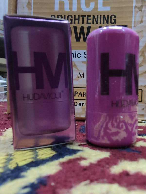 Huda mouji lip and cheek  tint